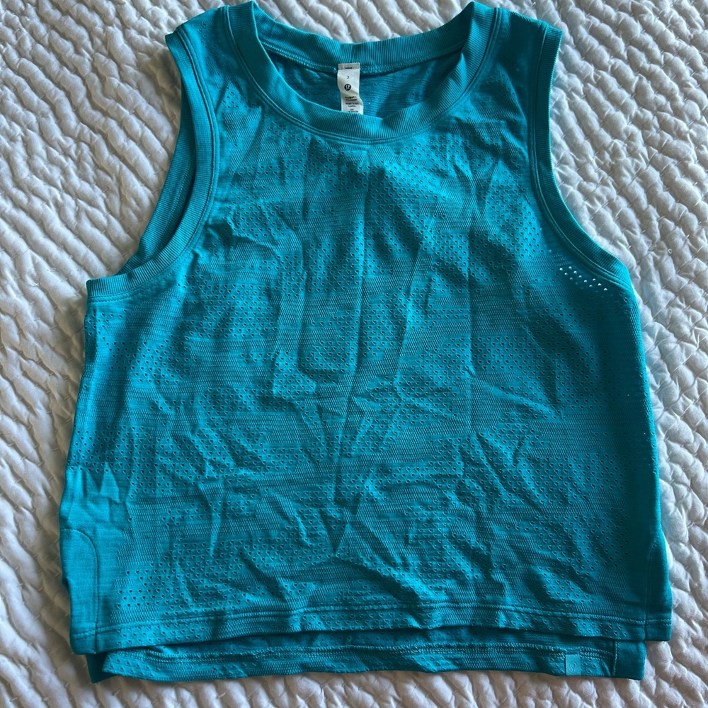 Blue lululemon top